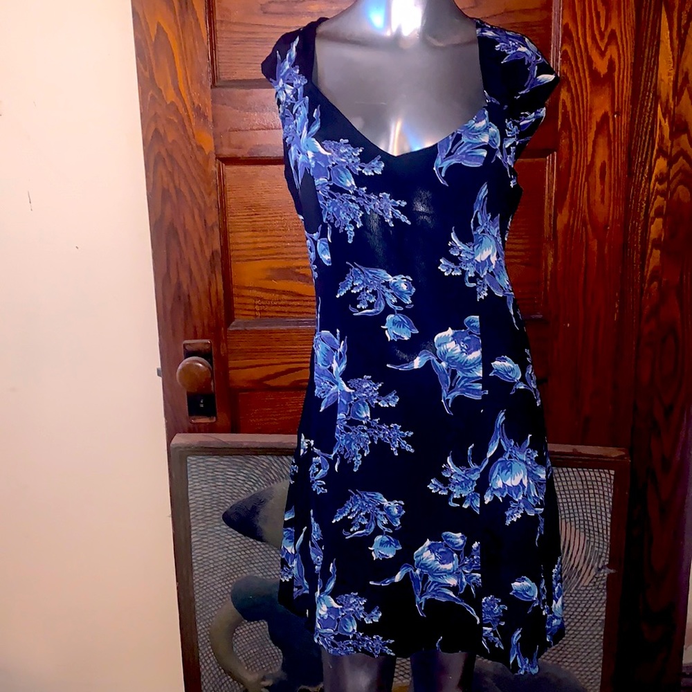 ASOS Sz 10 navy blue Floral Print Dress rayon cut out back
